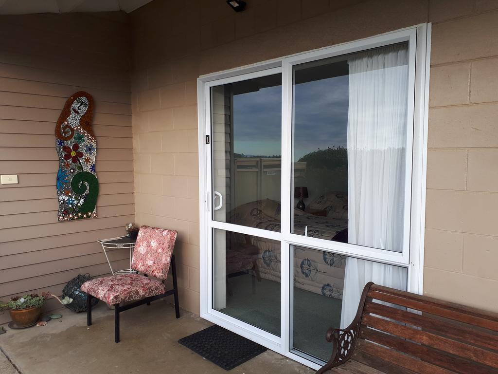 Riverton Holiday Park Екстериор снимка
