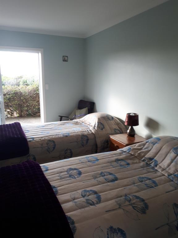 Riverton Holiday Park Екстериор снимка