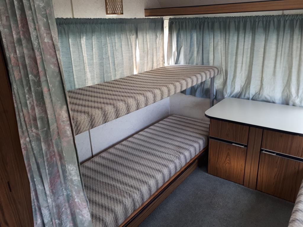 Riverton Holiday Park Екстериор снимка